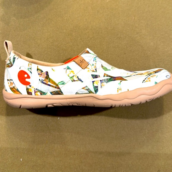 UIN Urban Travel-Toledo Collection - Picture 6 of 11